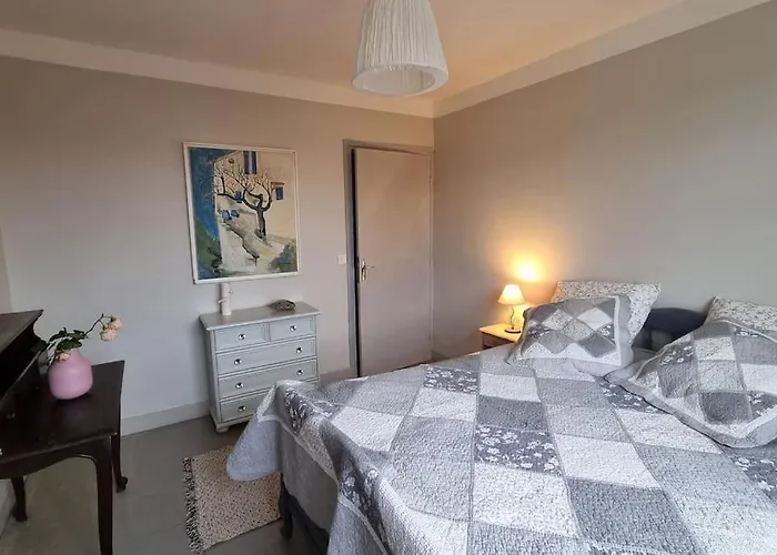 Maison Avec Grange & Piscine Vue Sur Les Pyrenees Vakantiehuis *