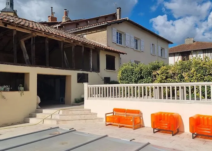 Maison Avec Grange & Piscine Vue Sur Les Pyrenees * Puymaurin
