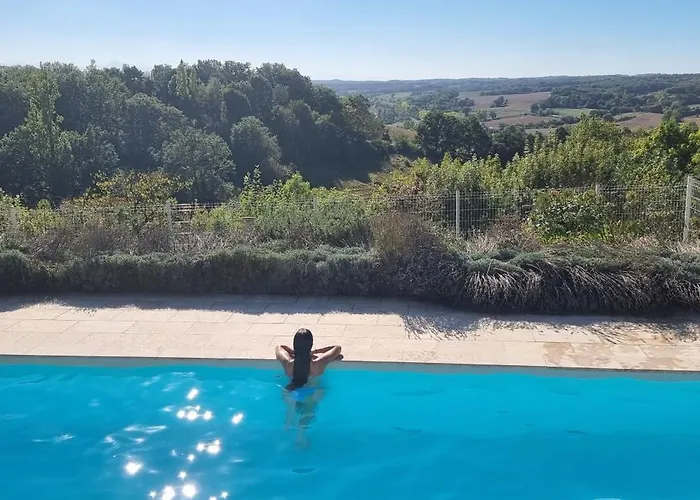 Maison Avec Grange & Piscine Vue Sur Les Pyrenees Puymaurin