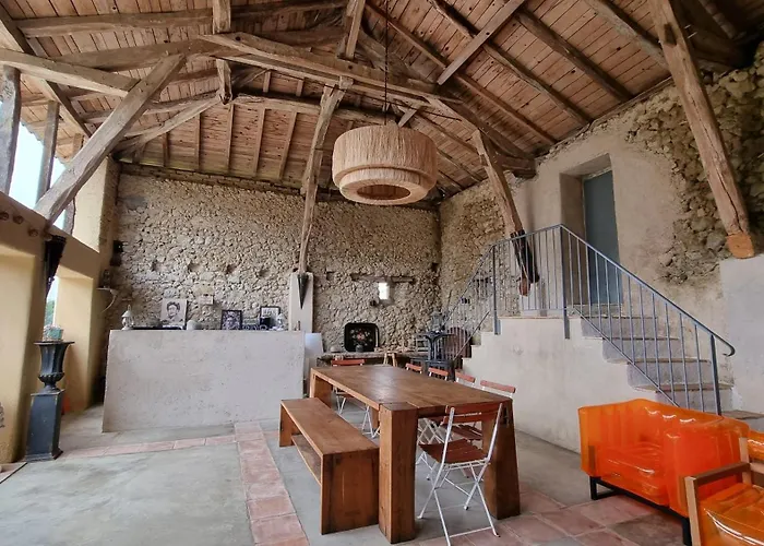 Vakantiehuis Maison Avec Grange & Piscine Vue Sur Les Pyrenees Puymaurin