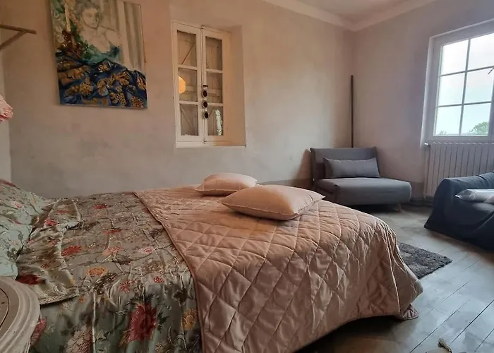 Maison Avec Grange & Piscine Vue Sur Les Pyrenees Σπίτι διακοπών *