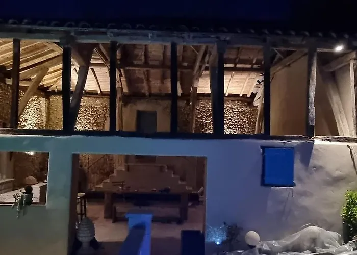 Maison Avec Grange & Piscine Vue Sur Les Pyrenees * Puymaurin