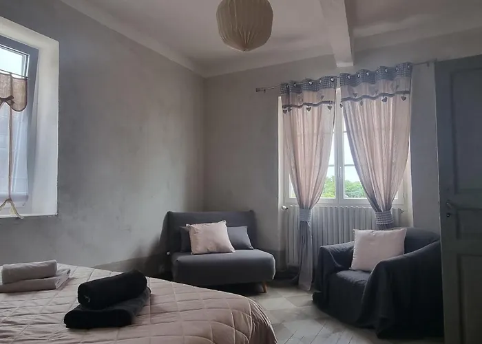 Maison Avec Grange & Piscine Vue Sur Les Pyrenees Puymaurin